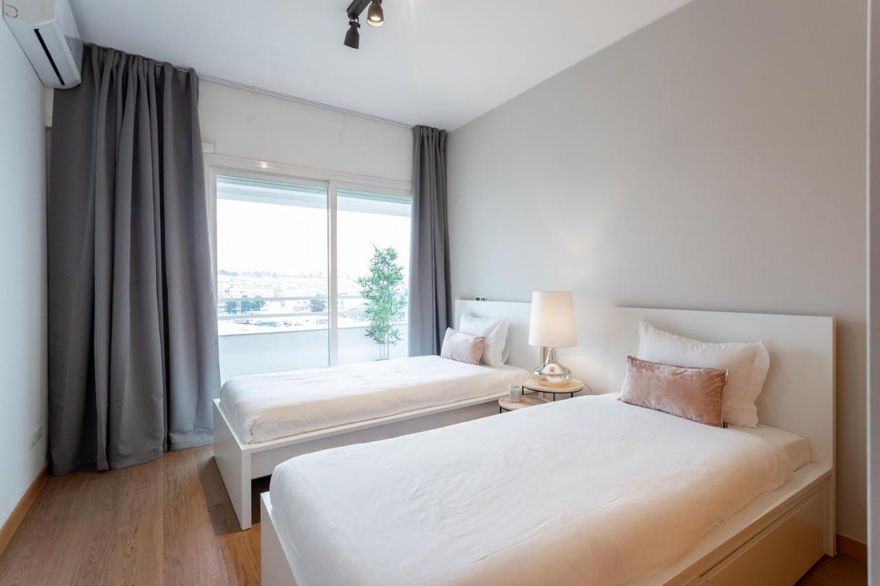 Penthouses By Your Lisbon Home Exterior photo